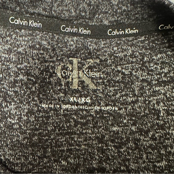 Calvin Klein Heathered Gray V-Neck Long Sleeve Top | Size XL - Picture 10 of 12